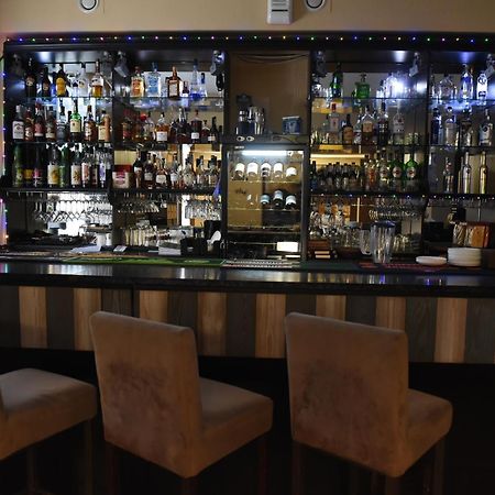 Shanyrak Hotel Temirtau Eksteriør bilde