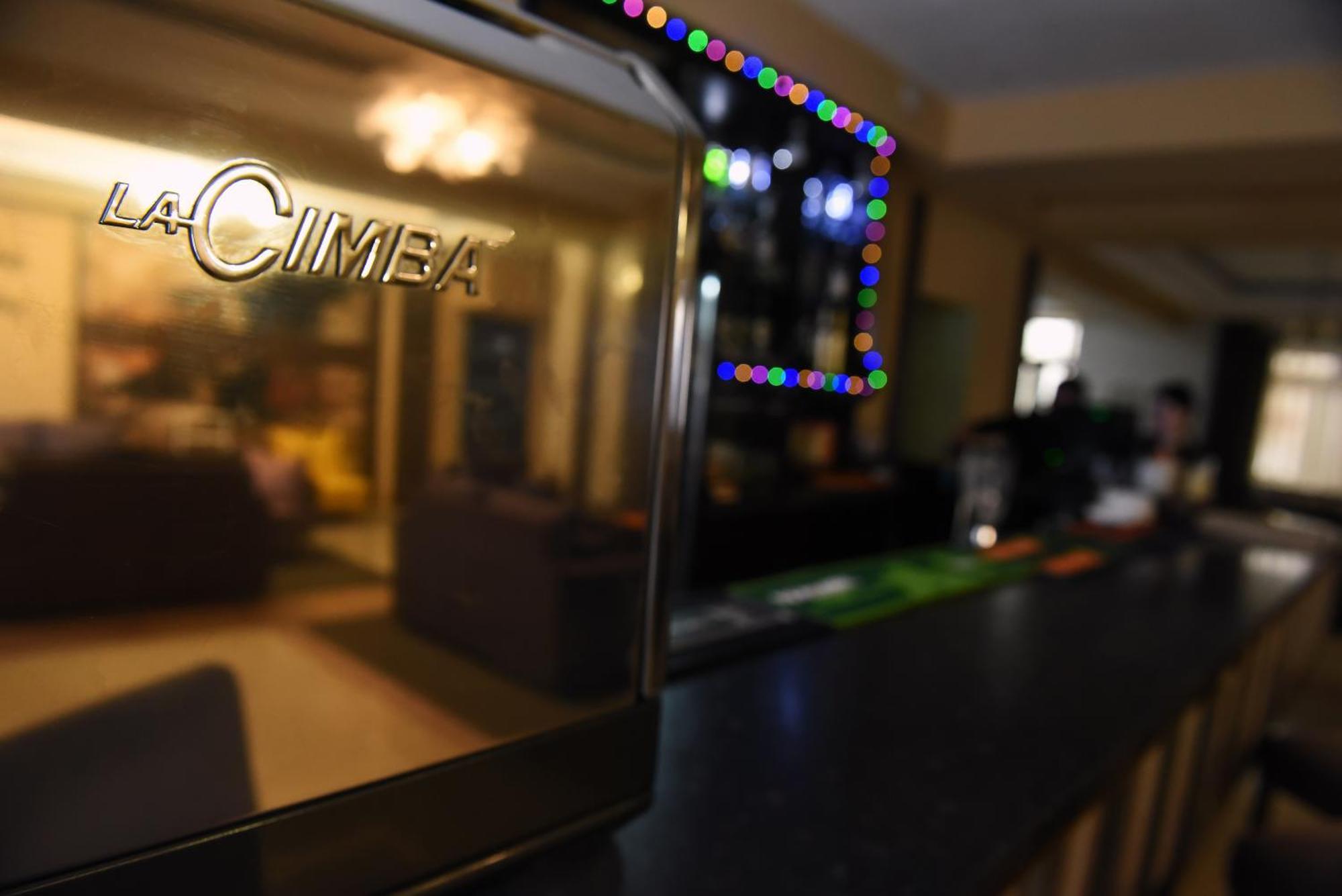 Shanyrak Hotel Temirtau Eksteriør bilde